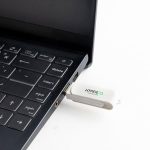 Pen drive 32GB z metalu i bambusa / USBoxy.jpg