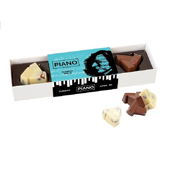 ZESTAW CZEKOLADEK Z ŻURAWINĄ I ORZECHAMI LASKOWYMI 4 SZT.