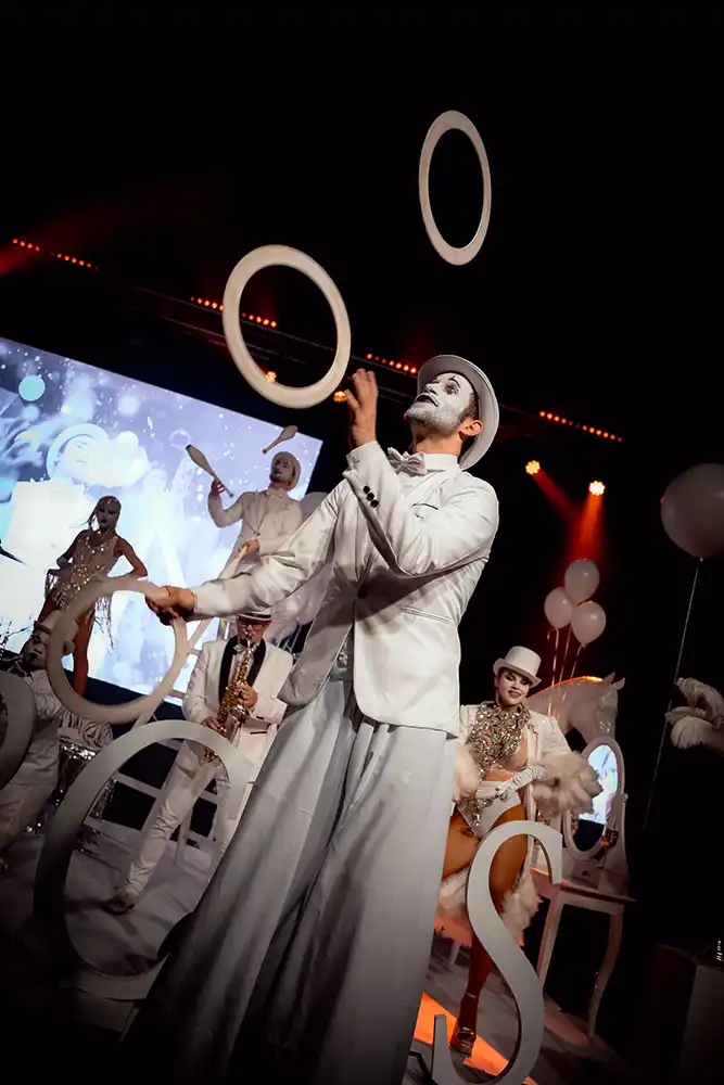 Atmosfera Gali PromoShow 2026 White Circus i partnerstwo SIDE Gifts