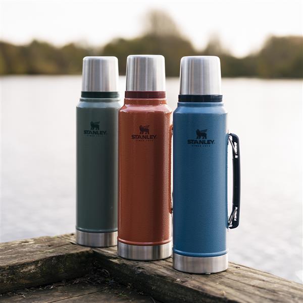 Termos Legendary Classic Hammertone Clay 1L / Stanley