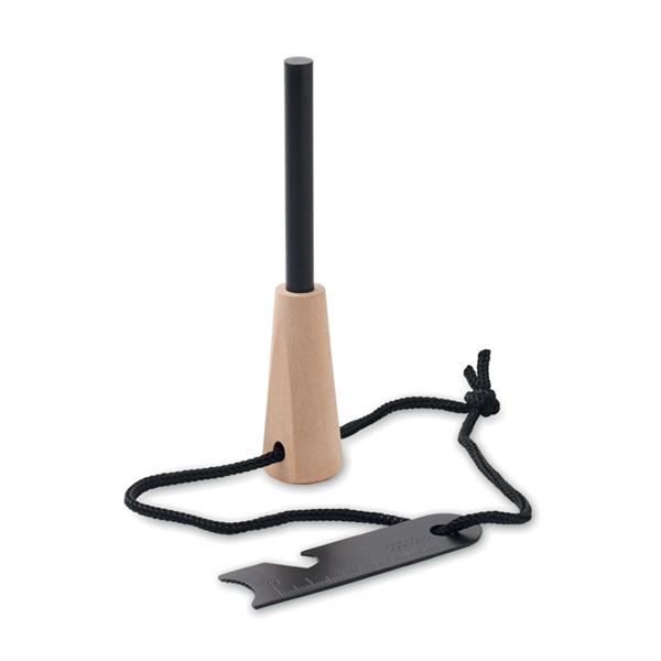 Krzesiwo z rączką z drewna sosnowe