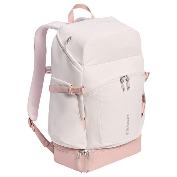 The Vitalize Macro Method Backpack 29.2L / 30.9 QT