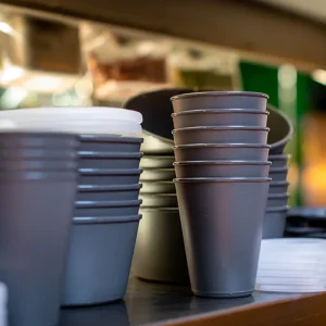 Kubek na wynos KOZIOL MOVE CUP 0,4 — zdjęcie produktu