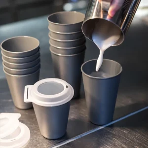 Pokrywka z otworem do picia KOZIOL MOVE SIP LID — zdjęcie produktu